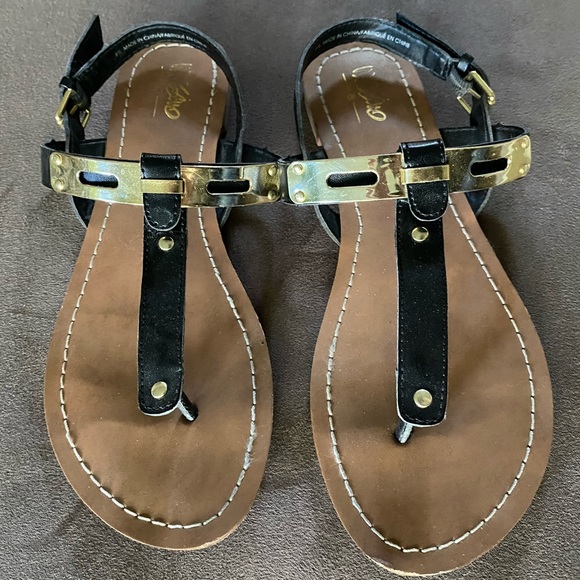 Mossimo sandals - Picture 2 of 4